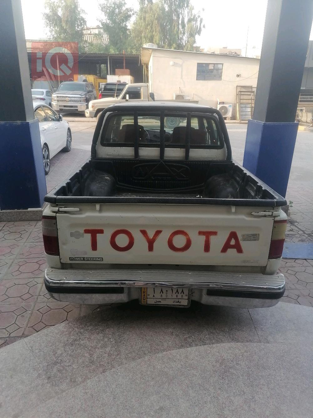 تۆیۆتا هایلۆکس